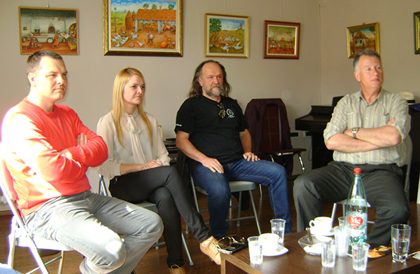 pracovne stretnutie april 2016 002