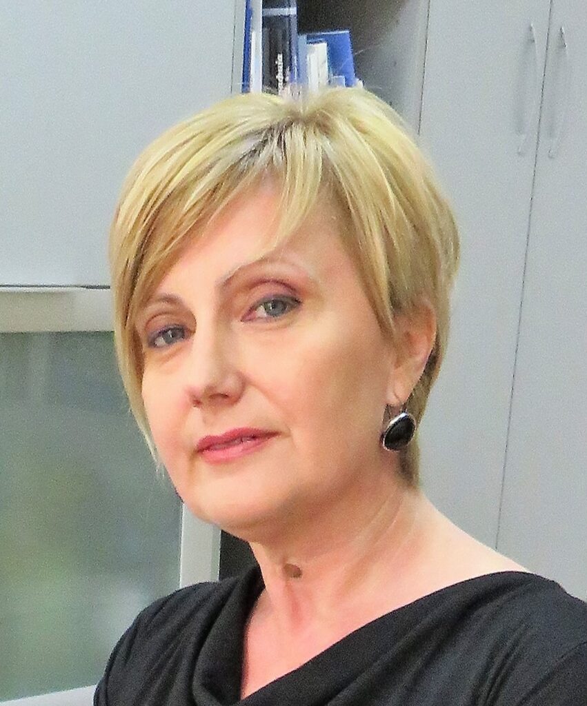 Мариа Поптешин