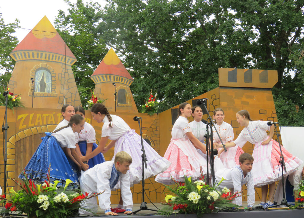 30. Detský folklórny festival Zlatá brána
